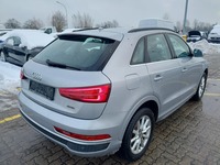 Pogled od pozadi desno