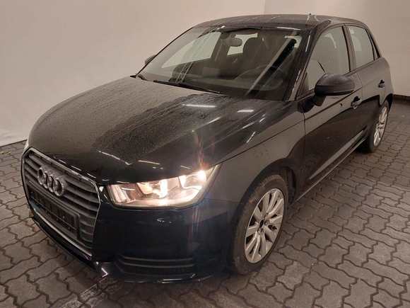 Pogled od napred levo