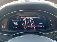 Pohled na přístrojovou desku