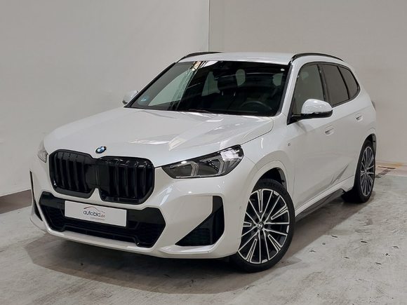 Вид спереди слева