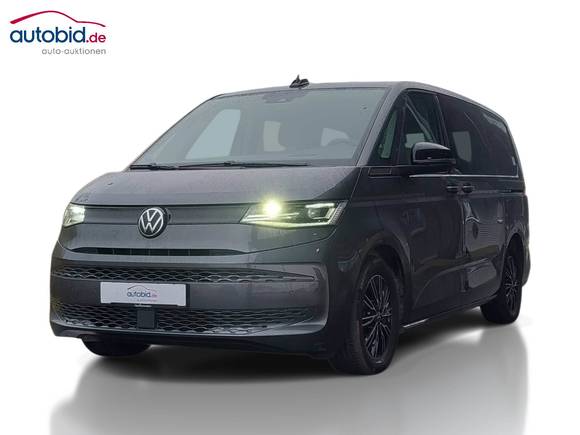 Вид спереди слева