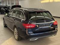 Вид сзади слева