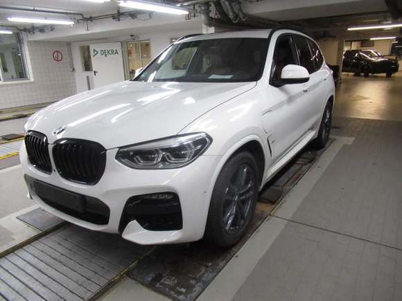 Вид спереди слева