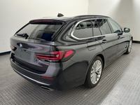 Widok z tyłu po stronie prawej