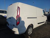 Widok z tyłu po stronie prawej