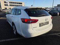 Widok z tyłu po stronie lewej