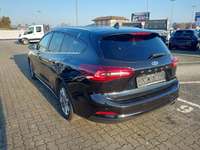 Widok z tyłu po stronie lewej