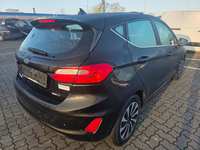 Widok z tyłu po stronie prawej