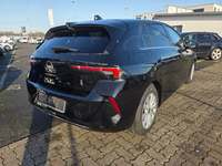 Widok z tyłu po stronie prawej