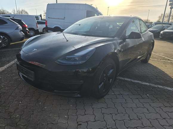 Widok z przodu po stronie lewej