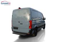 Widok z tyłu po stronie prawej