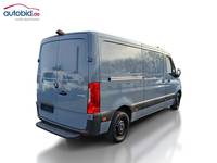 Widok z tyłu po stronie prawej