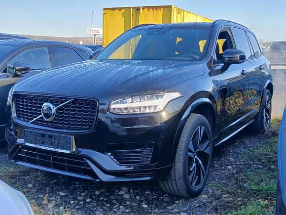 Вид спереди слева