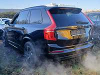 Вид сзади слева