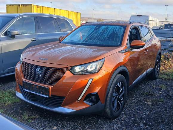 Вид спереди слева