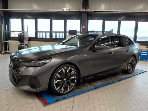 Widok z przodu po stronie lewej