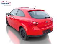 Widok z tyłu po stronie lewej