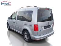 Widok z tyłu po stronie lewej