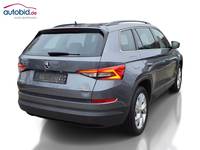 Widok z tyłu po stronie prawej