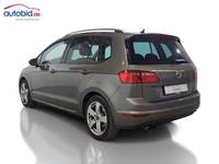 Вид сзади слева