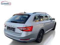 Widok z tyłu po stronie prawej