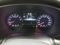 Pohled na přístrojovou desku