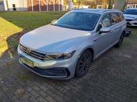 Pogled od napred levo