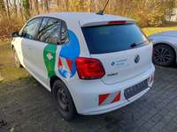 Pogled od pozadi levo