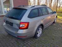 Vaade tagant paremalt