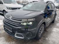 Pogled od napred levo