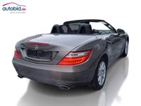 Widok z tyłu po stronie prawej