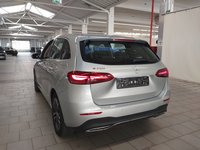 Вид сзади слева