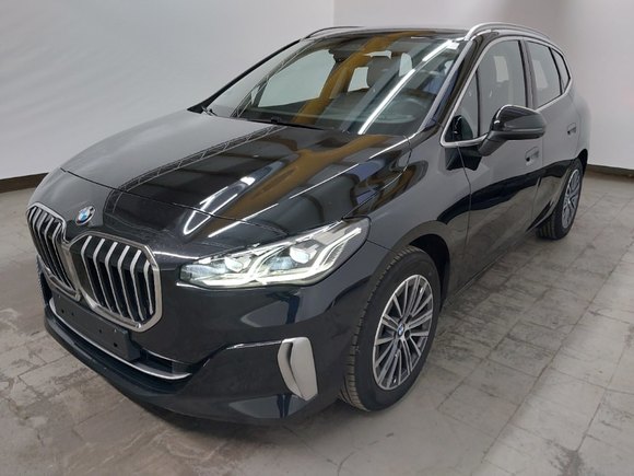 Náhled zpředu zleva