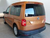 Vaizdas iš galo kairės