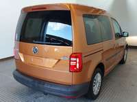 Vaizdas iš galo dešinės