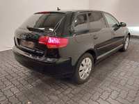 Vista trasera derecha