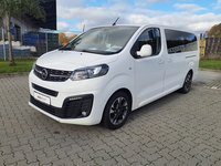 Widok z przodu po stronie lewej