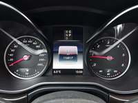 Pohled na přístrojovou desku