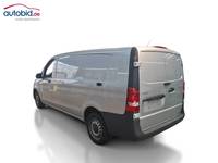 Widok z tyłu po stronie lewej