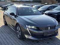 Вид спереди справа