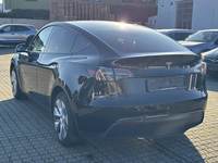 Вид сзади слева