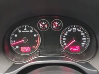 Pogled na kombinovani instrument