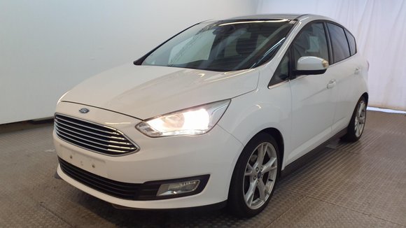 Pogled od napred levo