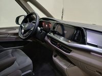 Вид на салон