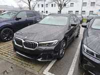 Вид спереди слева