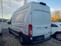 Widok z tyłu po stronie lewej