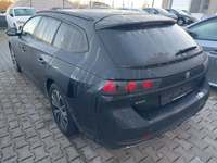 Widok z tyłu po stronie lewej