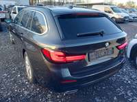 Widok z tyłu po stronie lewej