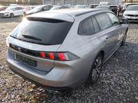 Widok z tyłu po stronie prawej