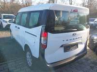 Widok z tyłu po stronie lewej